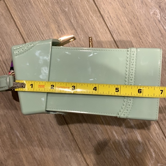 RL - Fun and flirty Light Green Mini Jelly Purse - Picture 10 of 13